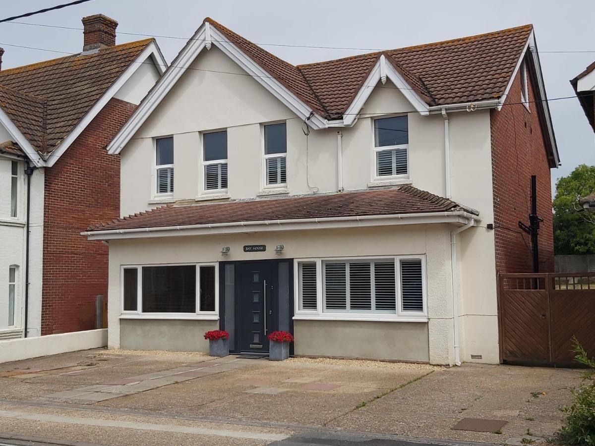 Bed and Breakfast Bay House Totland  Экстерьер фото